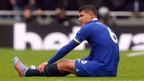 Thiago Silva Chelsea Defender Ruled Out With Knee Ligament Injury