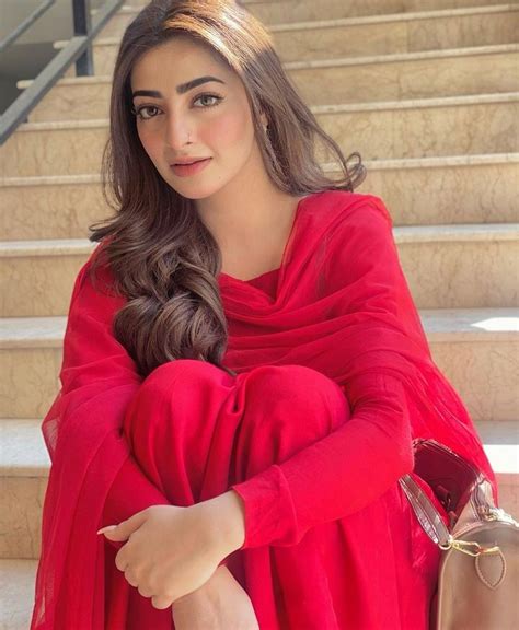 Pin By Maya Khaani On Pakistani Actors Pakistani Actress Coffee Shop Photography New Dress