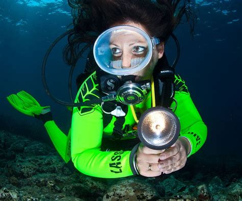 Nicholas Samaras Scuba Diver Girls Scuba Girl Underwater