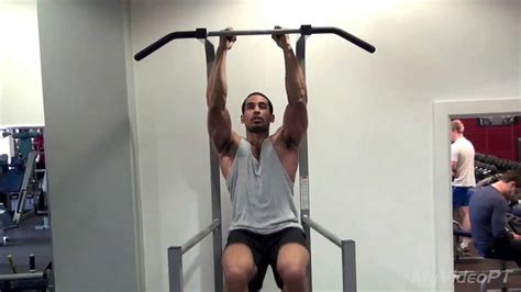 How To Hanging Knee Raise Youtube