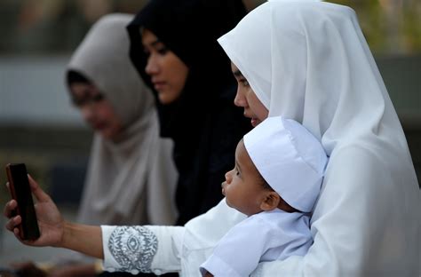 Whats Different About Islam In Malaysia And Indonesia Brookings