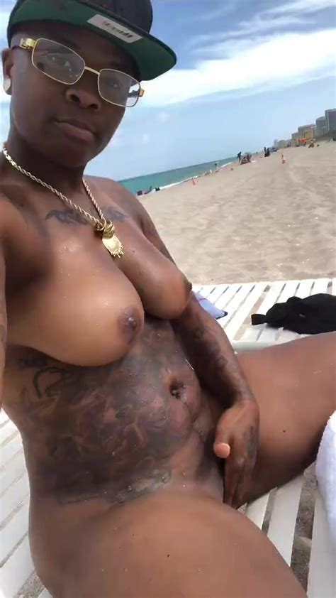 Ebony Stud Shows Naked Body On The Beach ThisVid Com