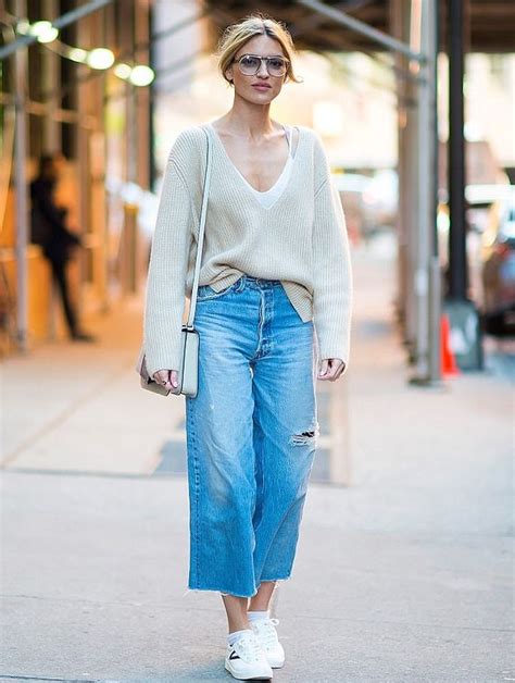 Martha Hunt Wearing Cropped Wide Leg Jeans Denimology Jeans Street