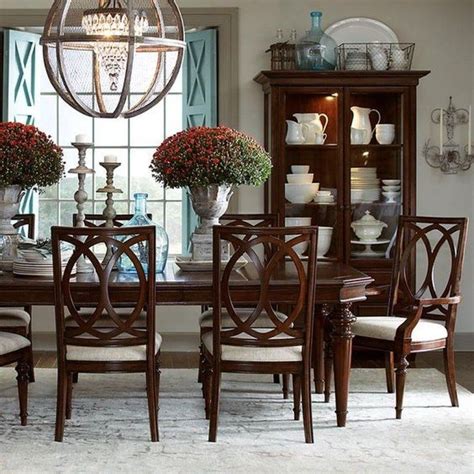 Classy Traditional Dining Room Ideas That Looks Stunning 29 Antique