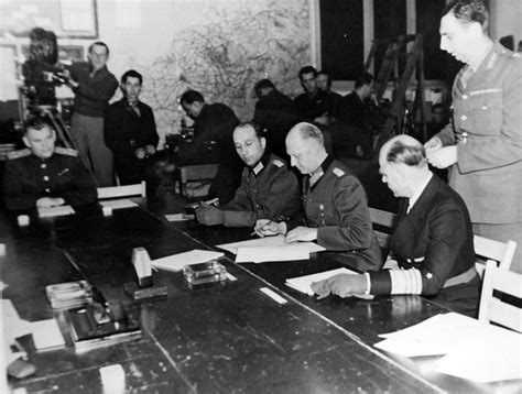 111 Sc 27261 Surrender Of Germany 7 May 1945