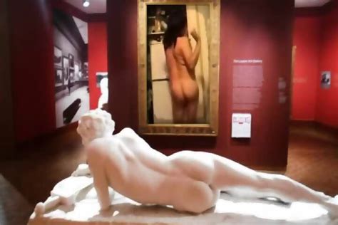 Free Nude Girls Visit Museum Photos Hot Sex Picture