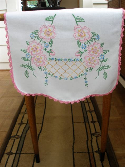Vintage Hand Embroidered Table Runner Pink Flowers With