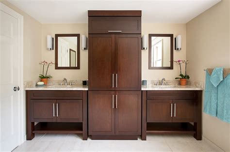 There are plenty of decisions to be made, from the layout and style to the types of sinks and countertops. 21 Bathroom Vanities and Storage Ideas
