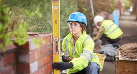 72 Of Women In Construction Have Experienced Gender Discrimination In