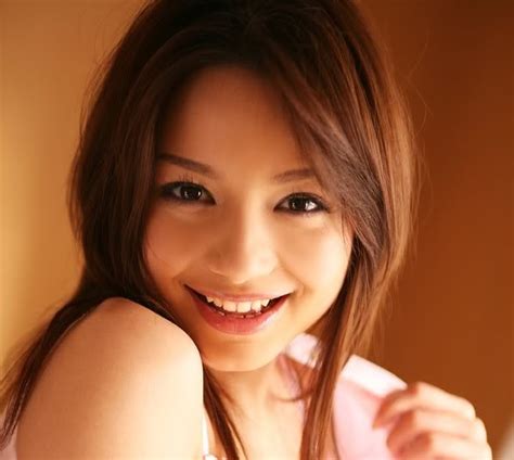 Tina Yuzuki Japanese Cute Idols