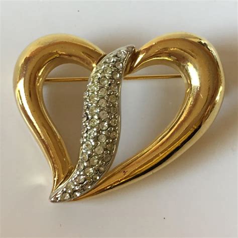 Lot Gold Tone Heart Shaped Brooch With White Rhinestones