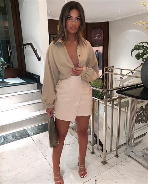 d i l a r a on instagram “creams 😍 whole fit inthestyle” fashion fashion inspo dress up