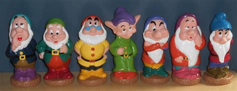 Disney Toys Vintage Disney Snow White Seven Dwarfs Poseable Plastic