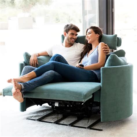 A Boyfriends Guide To Cuddling In A Recliner Chair