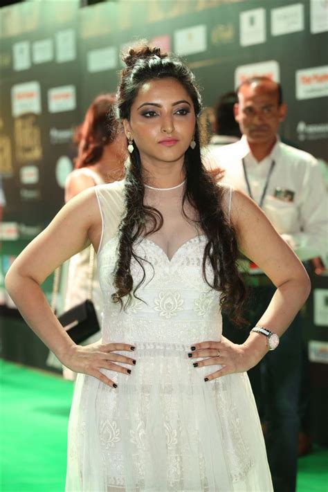 Actress Meghana Gaonkar Stills Iifa Utsavam 2017 Green Carpet