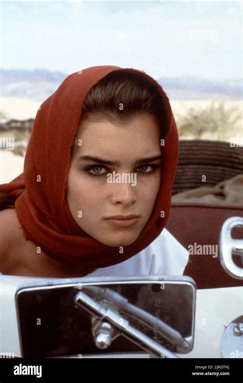 Brooke Shields Sahara 1983 Stock Photo Alamy