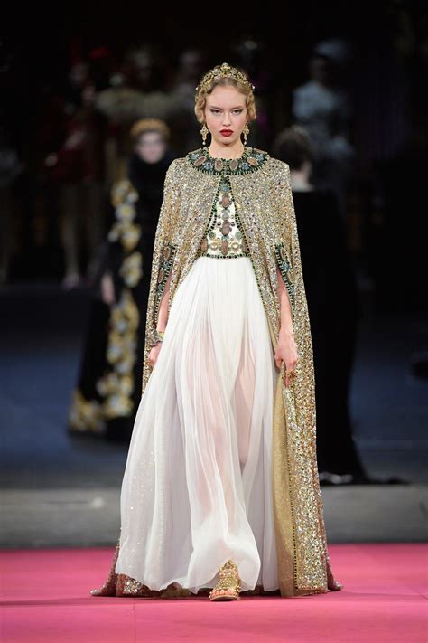 Dolce And Gabbana Haute Couture Printemps Été 2020 Défilé Fashion