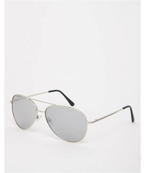 Asos（エイソス）の「asos Silver Aviator Sunglasses With Mirrored Lens（サングラス）」 Wear