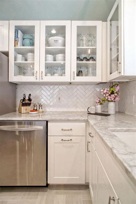 This beautiful birmingham, mi home had been renovated prior to our clients purchase, but the style and overall design was not a fit for their family. 57+ Small Kitchen Ideas That Prove Size Doesn't Matter ...