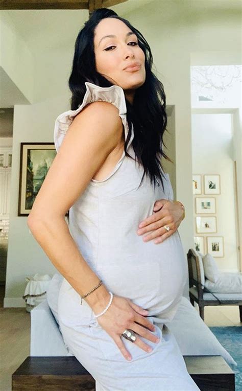 26 Weeks From Brie Bellas Pregnancy Pics E News