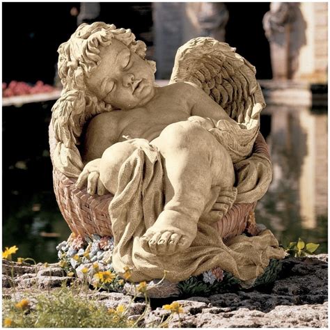 10 Gorgeous Angel Statues For The Garden