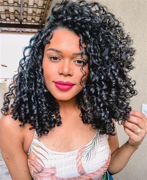 Pin by Natália Lopes on Curly Hair Curly hair beauty Curly hair