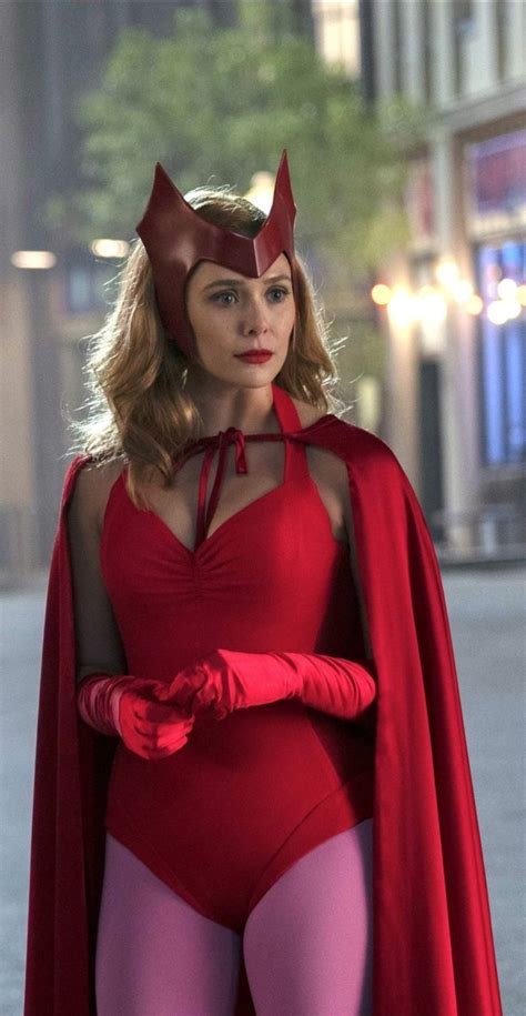 Elizabeth Olsen In 2021 Scarlet Witch Marvel Elizabeth Olsen