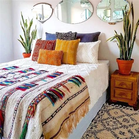The Best Colorful Bedroom Ideas We Found On Instagram In 2021 Bedroom