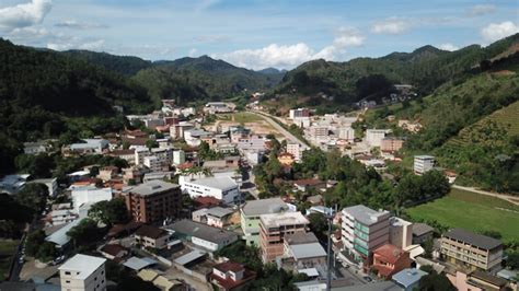 Ponto facultativo representa dias livres de trabalho para profissionais do setor público ou privado. Prefeitura decreta Ponto Facultativo para Sexta-feira ...