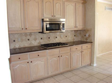 Historically, pickled woods were not painted white, rather covered with a thin layer of caustic lime and salt to prevent insects from damaging the wood according to the washington post.pickled kitchen cabinet refinishing can be an inexpensive way to update your cabinets with a classic look. kitchens with pickled oak cabinets | Kitchen Remodel: Before & After | Oak kitchen cabinets ...