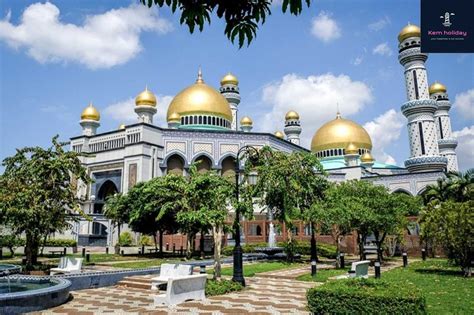 Chi M Ng Ng Cung I N Istana Nurul Iman C A Ho Ng Gia Brunei