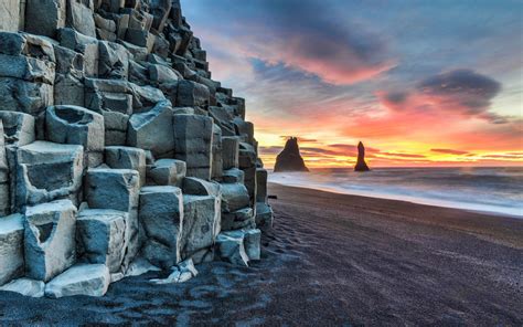 Reynisfjara Beach Southern Region Iceland World Beach Guide
