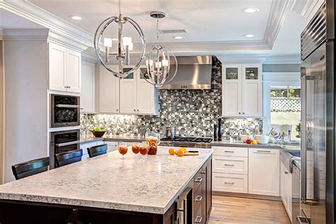 Find ideas here about what styles, shapes, and colors of the fixtures will be best for your kitchen design. Bright Ideas for Kitchen Lighting in Your Whole Home Remodel - Jackson Design & Remodeling