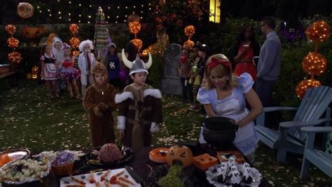 Stephen ouimette, alyson court, joseph sherman. Recap of "Fuller House" Season 2 Episode 4 | Recap Guide