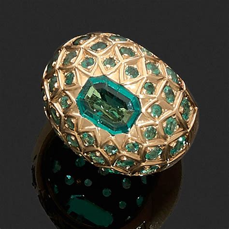 RenÉ Boivin AnnÉes 1955 1960 Bague “Écailles” Émeraudes An Emerald And Gold Ring By René