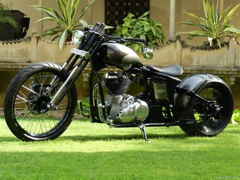 Vardenchi is known for its outrageously modified bikes including the infamous skeletor bike owned by jackie shroff. Pictures of Modified Royal Enfield - GaadiKey