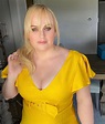 Rebel Wilson shows off weight loss in plunging yellow dress as actress ...