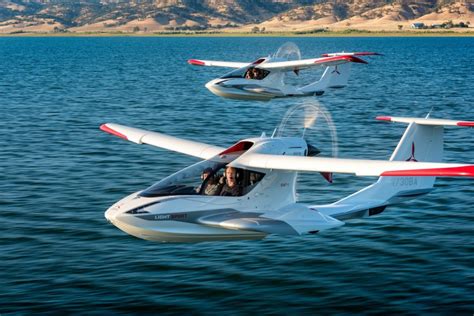Icon A5 Brilliant Aircraft Innovation They Shall Mount Up With