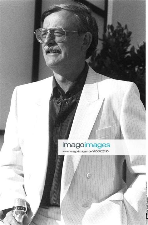Roger Whittaker Sänger 09 85 Roger Whittaker Bei Der Ifa 1985 In