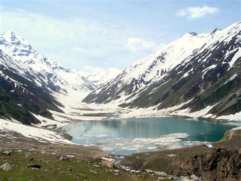 Saiful Muluk National Park Kaghan Pakistan The Flora Includes The