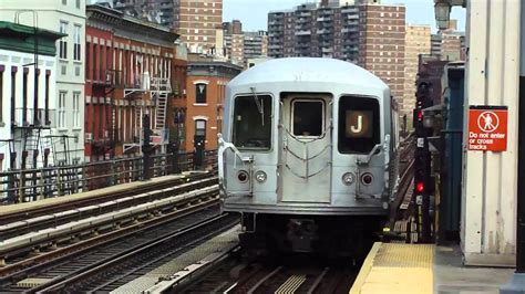 Mta New York City Subway Jamaica Center Bound R42 J Express Train