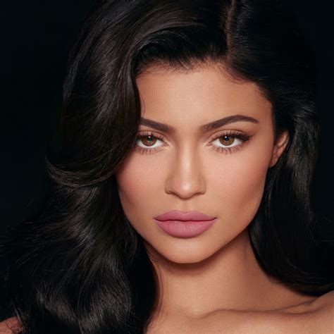 Kuwtk Kylie Jenner Unfollows Her Friends On Social Media Including