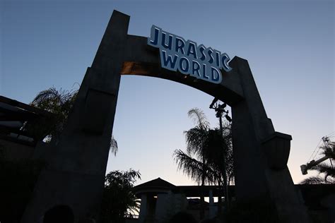 Jurassic World The Ride Soft Opens At Universal Studios Hollywood