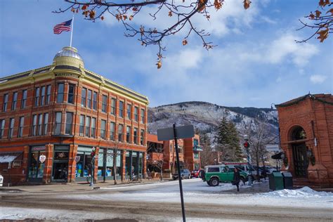 Stay Cool In Colorados Mountain Towns Aspen Telluride And Ouray