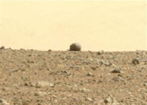 Talk Of Ufos On Mars Sparked By Curious Photos From Curiosity Rover