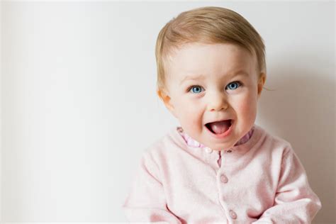 Is Your Baby Growing Normally Know 9 Signs Of A Healthy Baby Healthwire