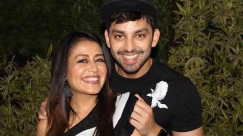 Post Breakup With Himansh Kohli Neha Kakkar Slips Into Depression