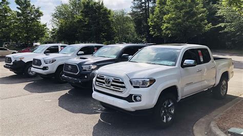 Leasing Vs Financing A 2019 Toyota Tacoma What You Need To Know