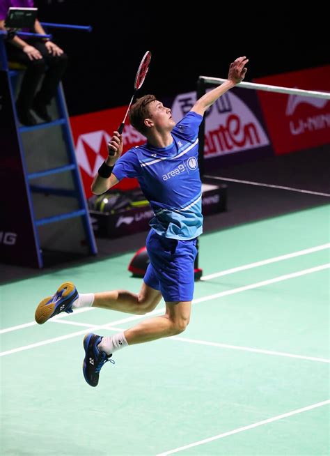 (2015) performed a longitudinal study analysing the men's singles finals in all olympics from the barcelona games in 1992 to the london games in 2012 and found a change in the timing structure of the badminton game with an important increase in shot frequency (~34%) and a decrease in effective. Our Top Picks for the 2021 Tokyo Olympics Men's Singles ...