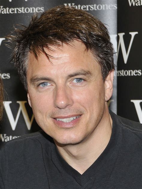John barrowman was born in scotland, and moved to illinois when he was eight years old. John Barrowman - AlloCiné